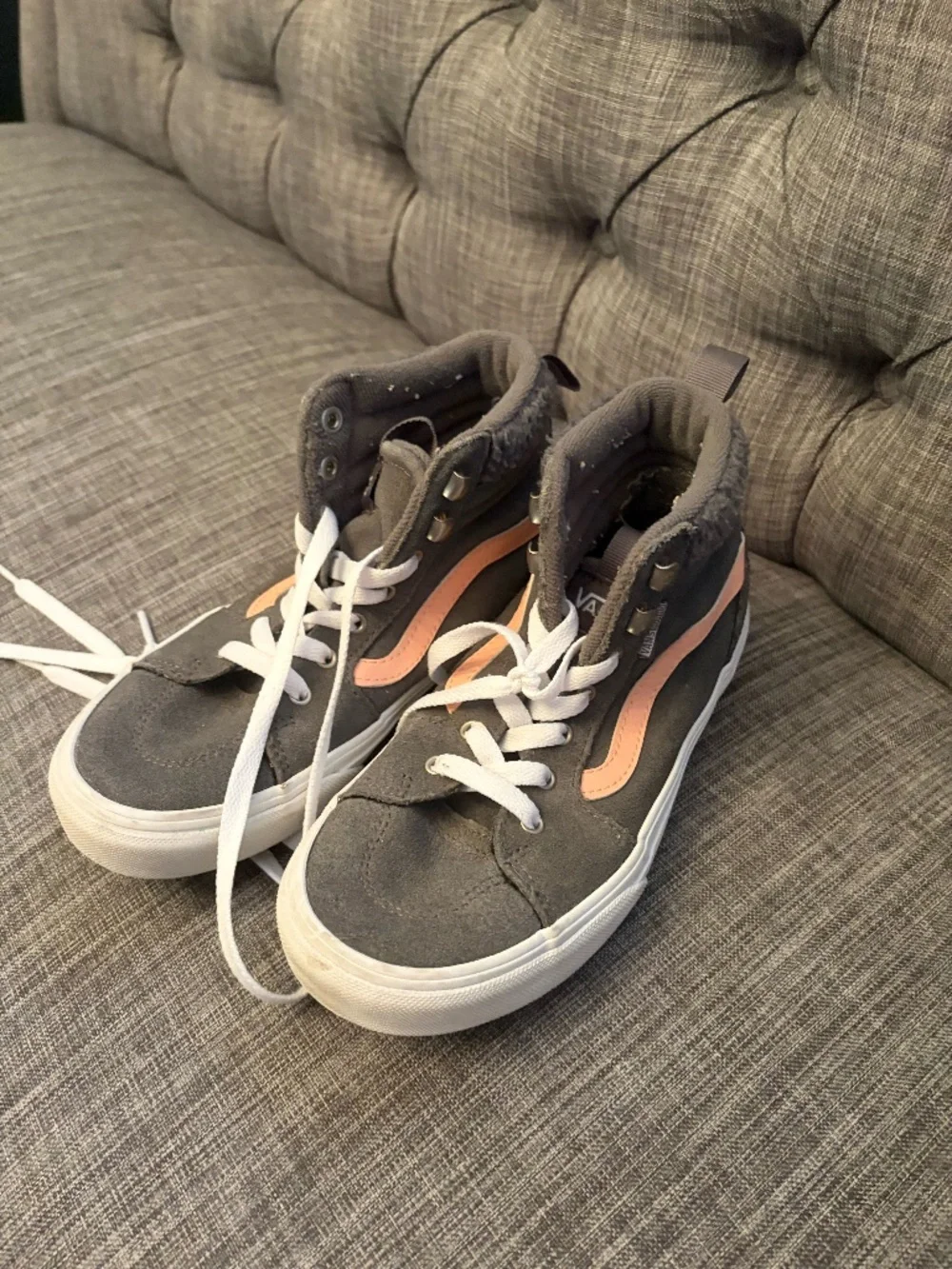 Vans Off the Wall Girls hightop sneakers US size 3 - Picture 1 of 5